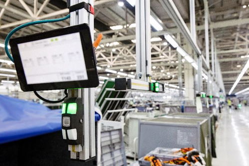 走進(jìn)世界級(jí)工廠，探尋北京奔馳智能低碳密碼與軟件開(kāi)發(fā)新篇章